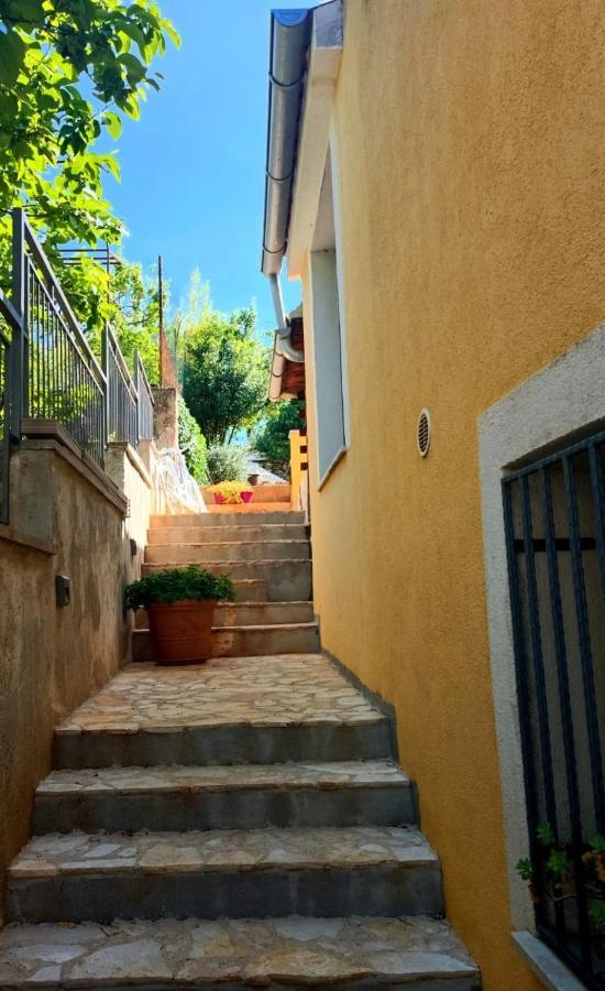 Studio Oliva - Free Parking Pula Exterior photo